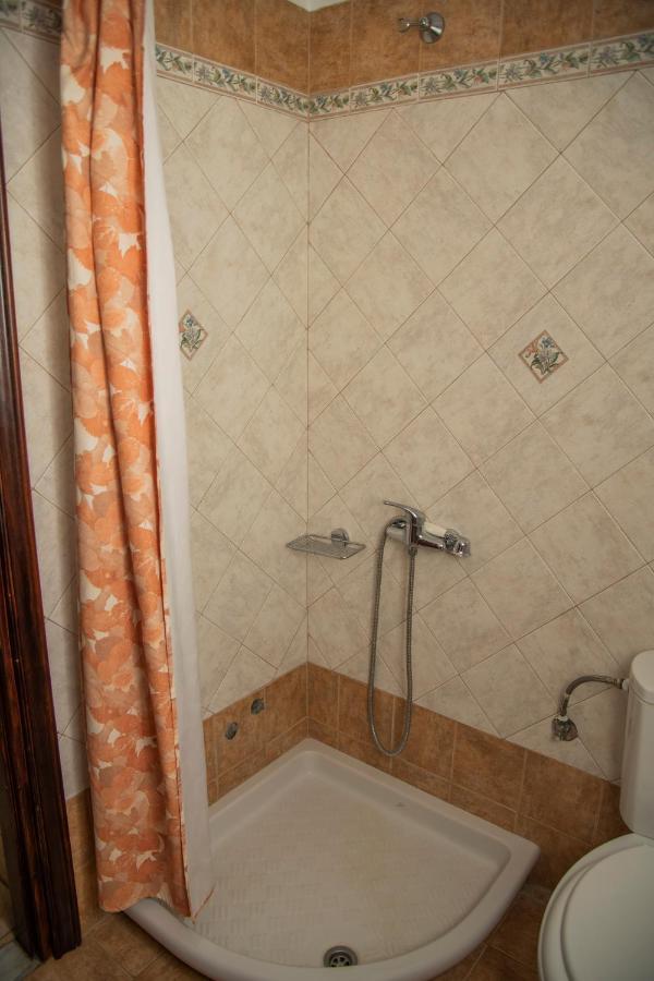 Emily, Soothing Experience, Perfect Getaway